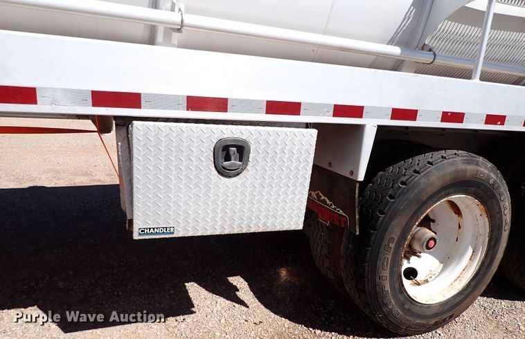 image for item IN9725 2013 Mac LTT Inc  tank trailer