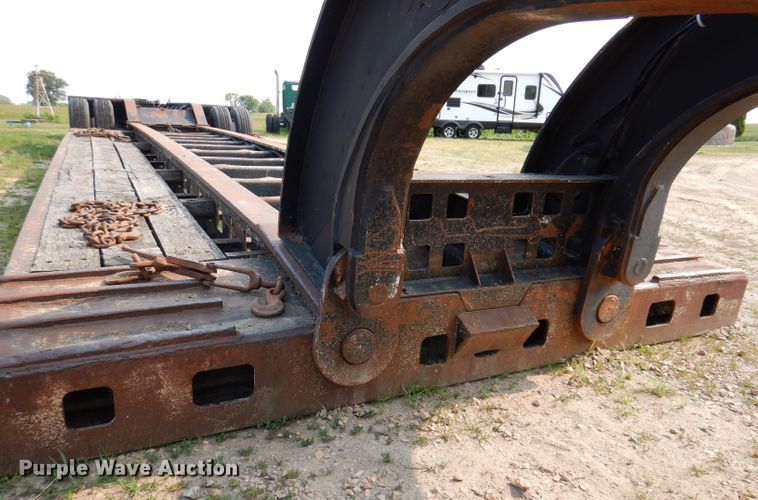 image for item IN9772 1989 Siebert 60T3A  lowboy equipment trailer