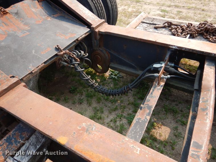 image for item IN9772 1989 Siebert 60T3A  lowboy equipment trailer