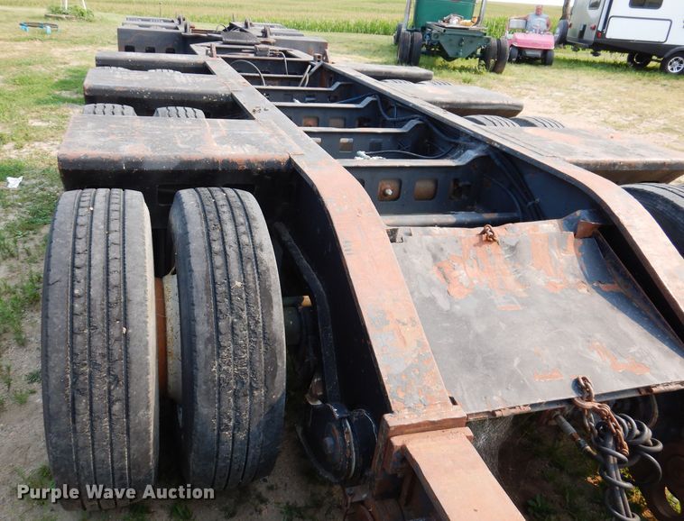 image for item IN9772 1989 Siebert 60T3A  lowboy equipment trailer