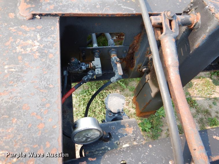 image for item IN9772 1989 Siebert 60T3A  lowboy equipment trailer