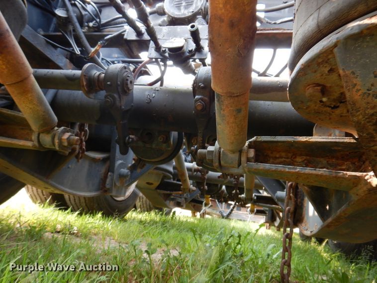 image for item IN9772 1989 Siebert 60T3A  lowboy equipment trailer