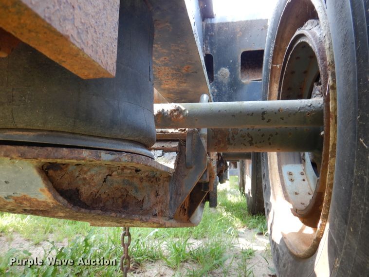 image for item IN9772 1989 Siebert 60T3A  lowboy equipment trailer