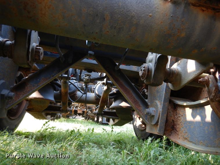 image for item IN9772 1989 Siebert 60T3A  lowboy equipment trailer