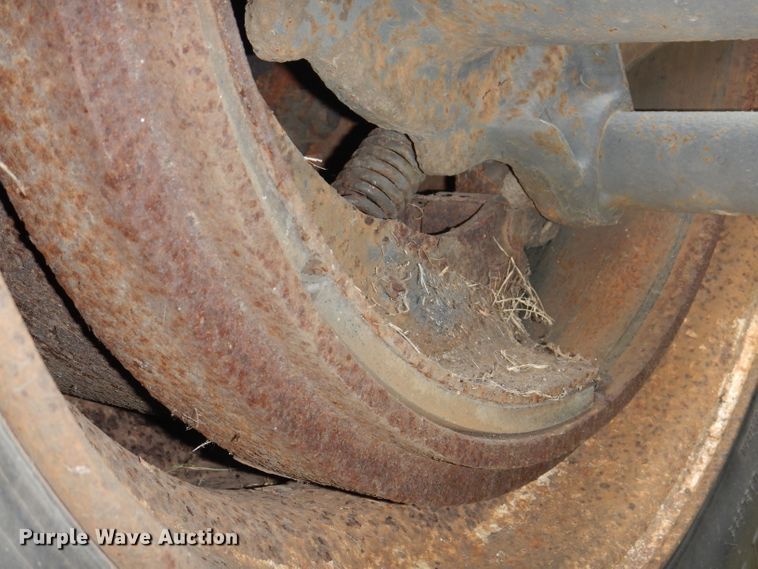 image for item IN9772 1989 Siebert 60T3A  lowboy equipment trailer