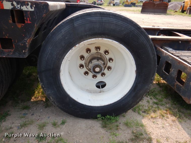 image for item IN9772 1989 Siebert 60T3A  lowboy equipment trailer