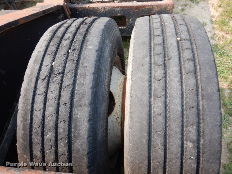 image for item IN9772 1989 Siebert 60T3A  lowboy equipment trailer