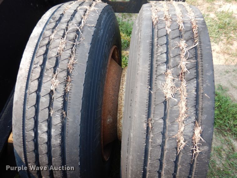 image for item IN9772 1989 Siebert 60T3A  lowboy equipment trailer