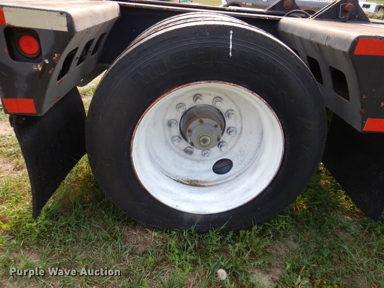 image for item IN9772 1989 Siebert 60T3A  lowboy equipment trailer