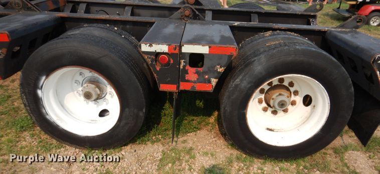 image for item IN9772 1989 Siebert 60T3A  lowboy equipment trailer