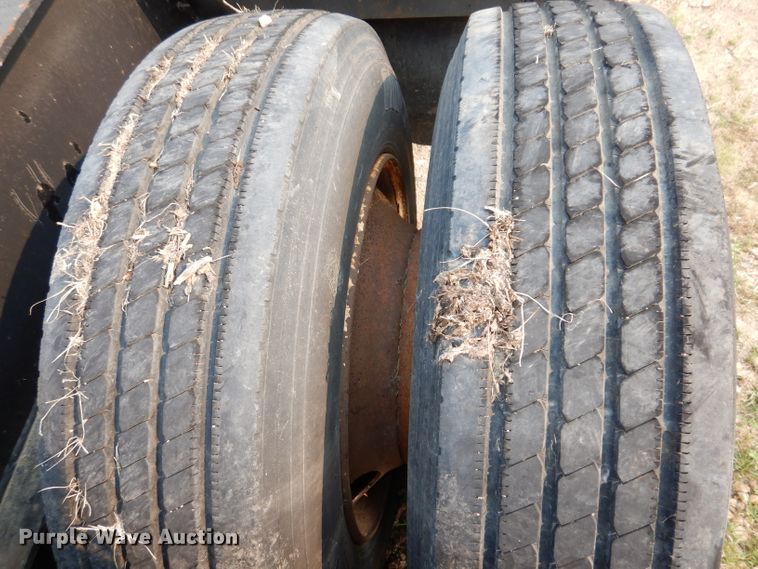 image for item IN9772 1989 Siebert 60T3A  lowboy equipment trailer