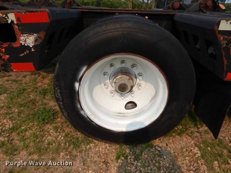 image for item IN9772 1989 Siebert 60T3A  lowboy equipment trailer