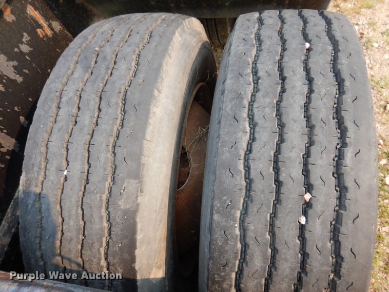 image for item IN9772 1989 Siebert 60T3A  lowboy equipment trailer