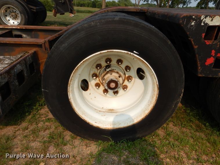 image for item IN9772 1989 Siebert 60T3A  lowboy equipment trailer