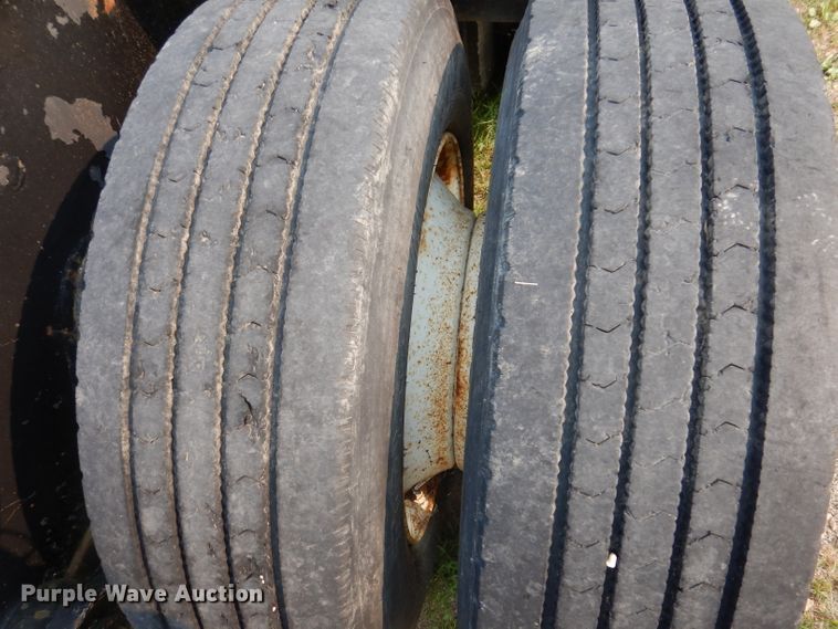 image for item IN9772 1989 Siebert 60T3A  lowboy equipment trailer