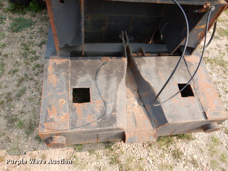 image for item IN9772 1989 Siebert 60T3A  lowboy equipment trailer