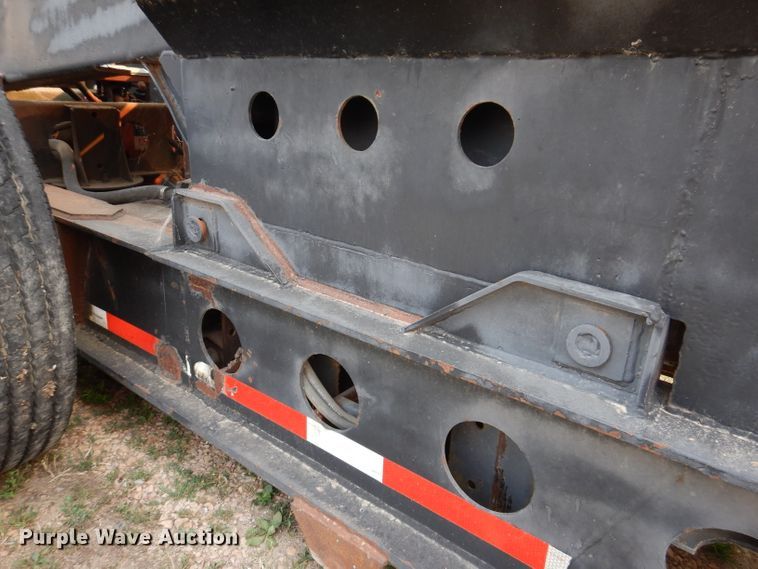 image for item IN9772 1989 Siebert 60T3A  lowboy equipment trailer