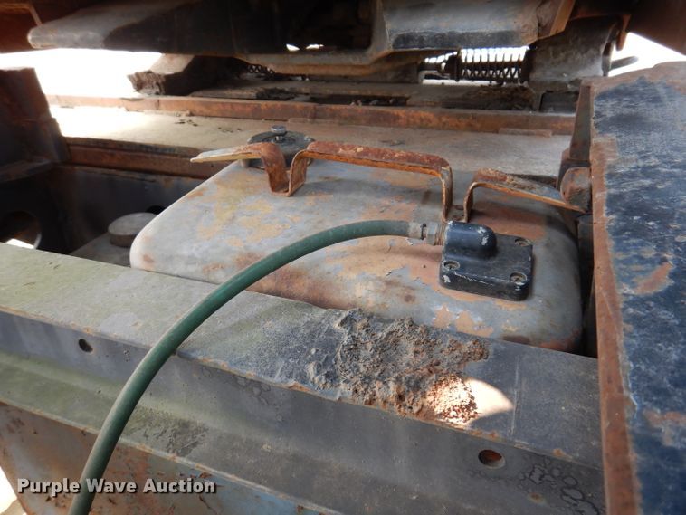 image for item IN9772 1989 Siebert 60T3A  lowboy equipment trailer