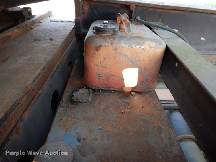 image for item IN9772 1989 Siebert 60T3A  lowboy equipment trailer