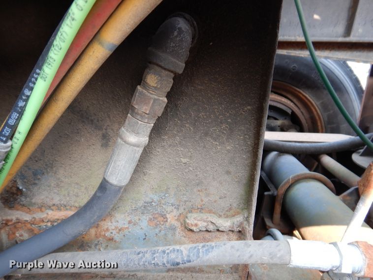 image for item IN9772 1989 Siebert 60T3A  lowboy equipment trailer