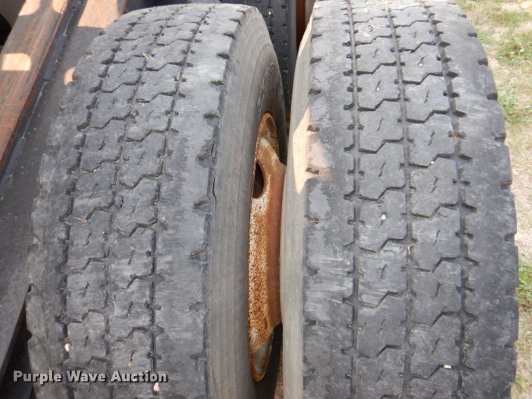 image for item IN9772 1989 Siebert 60T3A  lowboy equipment trailer