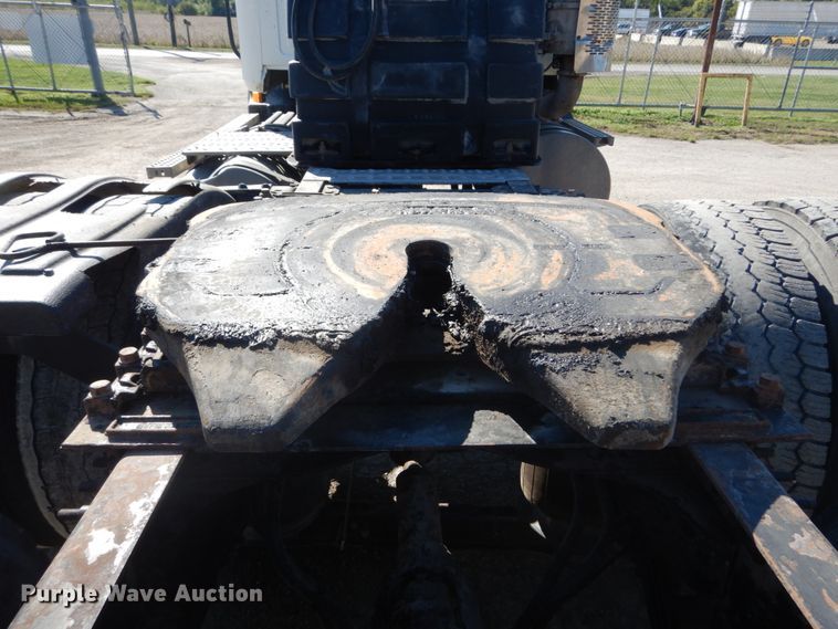 image for item JG9016 2008 Mack CXU600  semi truck