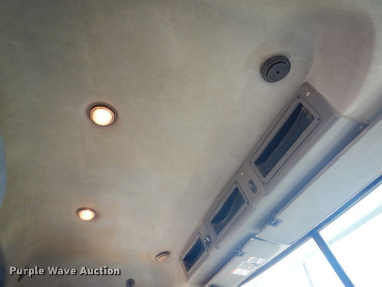 image for item JG9016 2008 Mack CXU600  semi truck