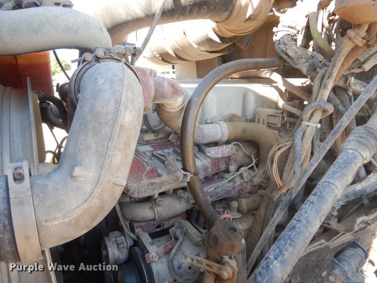 image for item JG9016 2008 Mack CXU600  semi truck