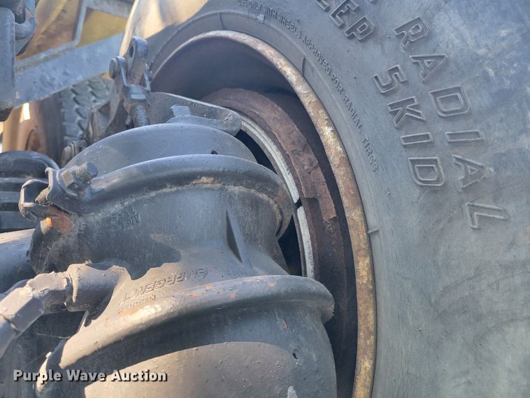 image for item JG9092 1992 Mack RD688S  semi truck