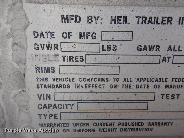 image for item JG9108 1997 Heil  tank trailer