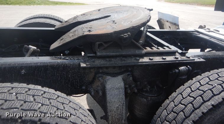 image for item JI9469 2012 Freightliner Cascadia 125  semi truck