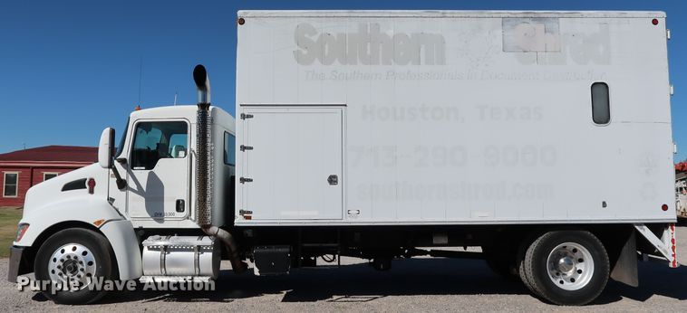 image for item JP9389 2008 Kenworth T370  paper shredder truck