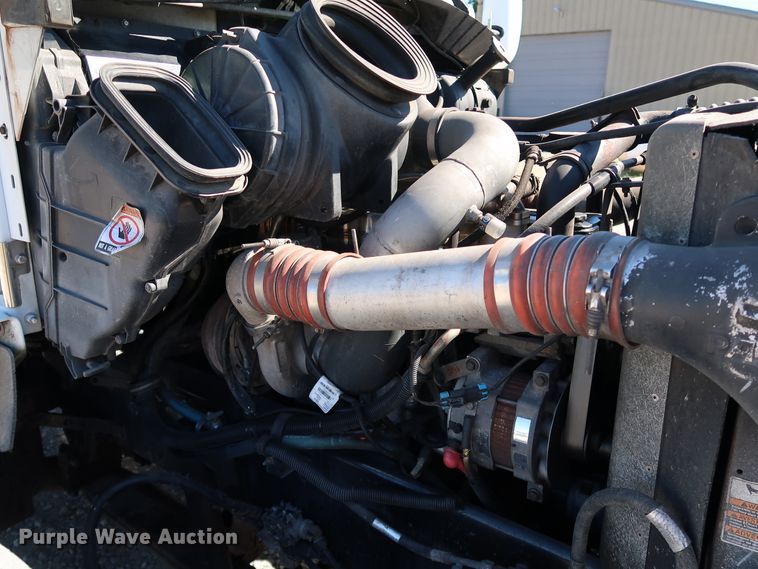 image for item JP9389 2008 Kenworth T370  paper shredder truck