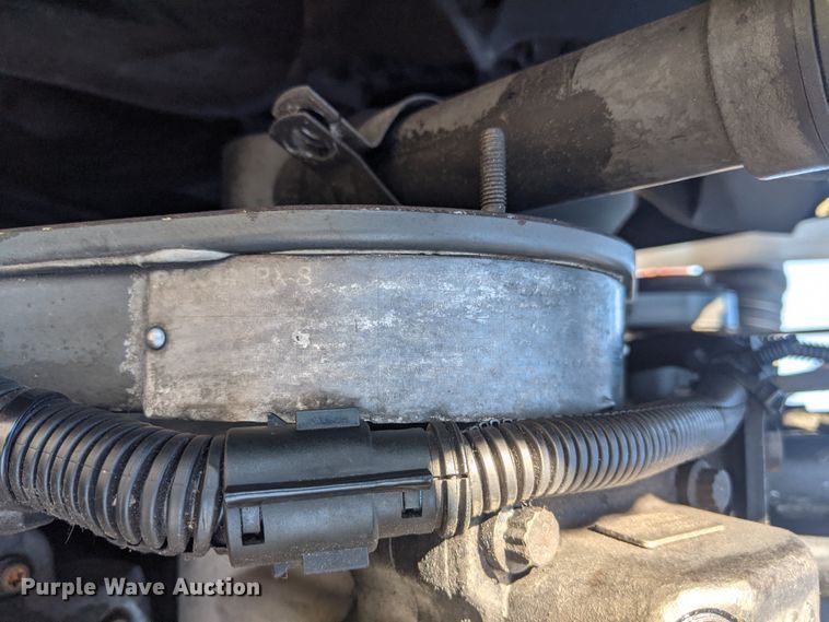 image for item JP9389 2008 Kenworth T370  paper shredder truck