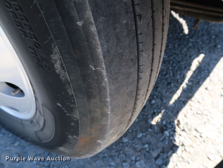 image for item JP9389 2008 Kenworth T370  paper shredder truck