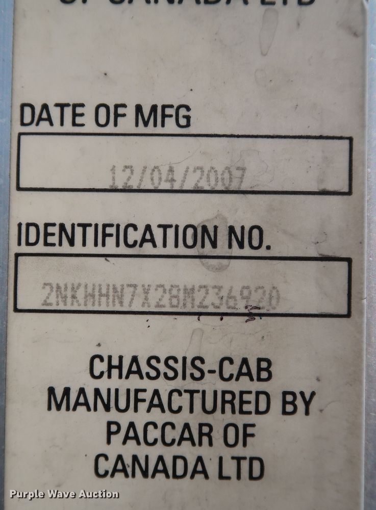 image for item JP9389 2008 Kenworth T370  paper shredder truck