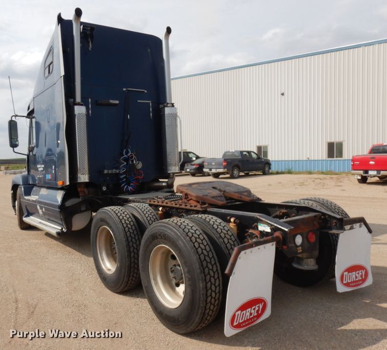 image for item JQ9318 1998 Freightliner FLC120  semi truck