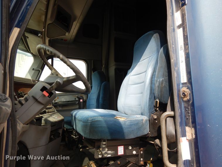 image for item JQ9318 1998 Freightliner FLC120  semi truck