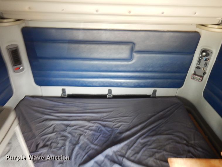 image for item JQ9318 1998 Freightliner FLC120  semi truck