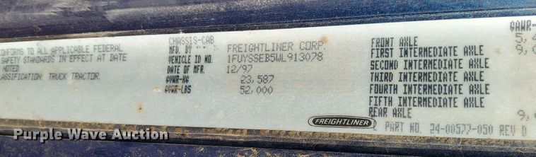 image for item JQ9318 1998 Freightliner FLC120  semi truck