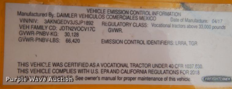 image for item JZ9839 2018 Freightliner Cascadia 125  semi truck