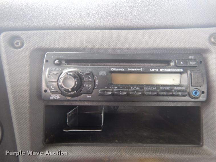 image for item JZ9840 2016 Freightliner Cascadia 125  semi truck