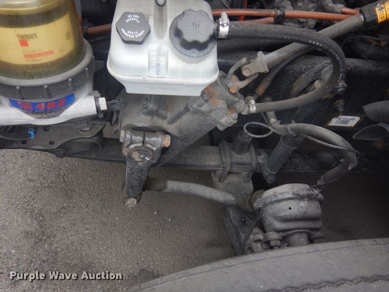 image for item JZ9840 2016 Freightliner Cascadia 125  semi truck