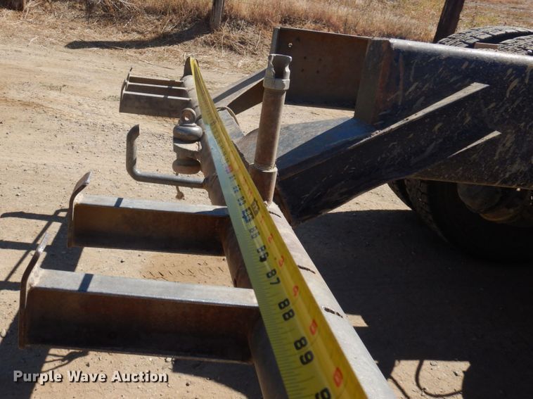 image for item JZ9846 1992 International 9300  truck cab and chassis