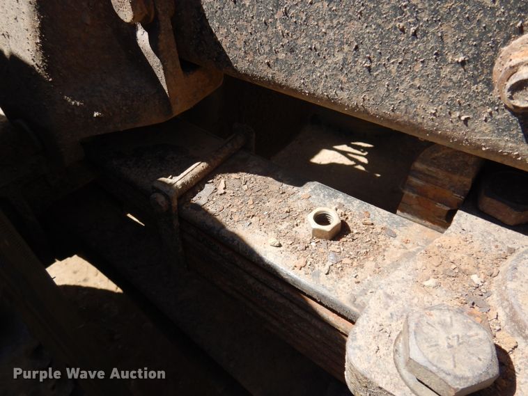 image for item JZ9846 1992 International 9300  truck cab and chassis