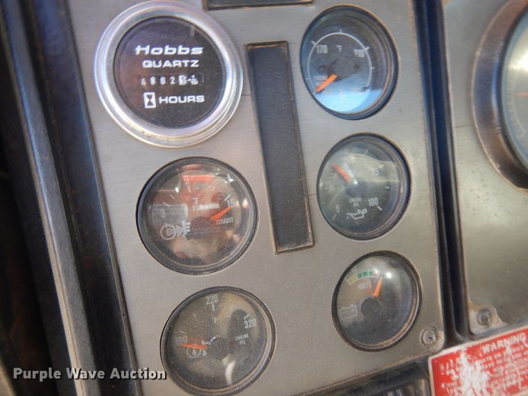 image for item JZ9846 1992 International 9300  truck cab and chassis