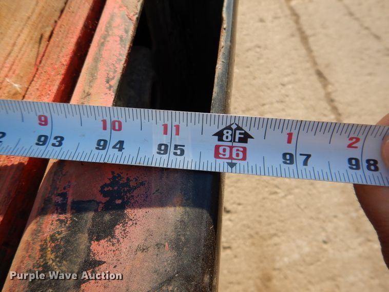 image for item KA9396 2006 Chevrolet C5500  flatbed truck