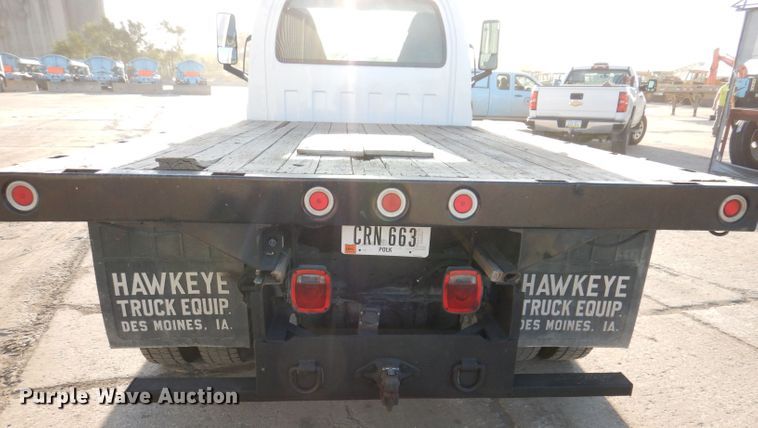 image for item KA9396 2006 Chevrolet C5500  flatbed truck