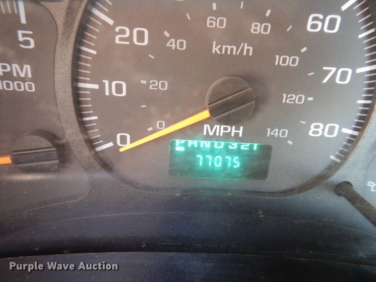 image for item KA9396 2006 Chevrolet C5500  flatbed truck