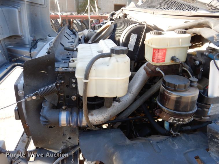 image for item KA9396 2006 Chevrolet C5500  flatbed truck